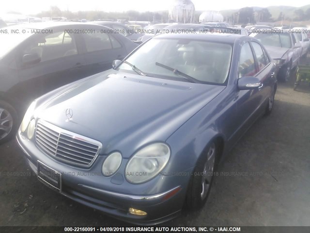 WDBUF65JX4A455098 - 2004 MERCEDES-BENZ E 320 BLUE photo 2