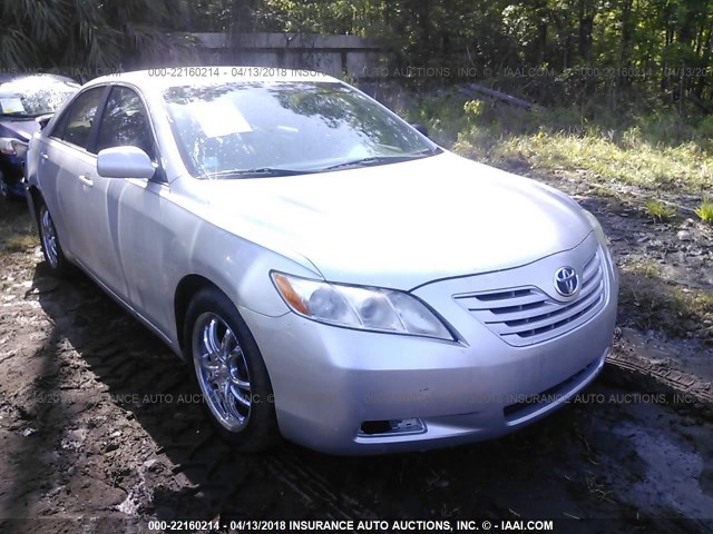 4T1BK46K39U084934 - 2009 TOYOTA CAMRY SE/LE/XLE SILVER photo 1