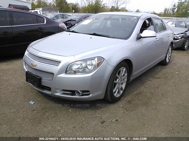 1G1ZE5E0XCF225969 - 2012 CHEVROLET MALIBU LTZ 银色 照片 2
