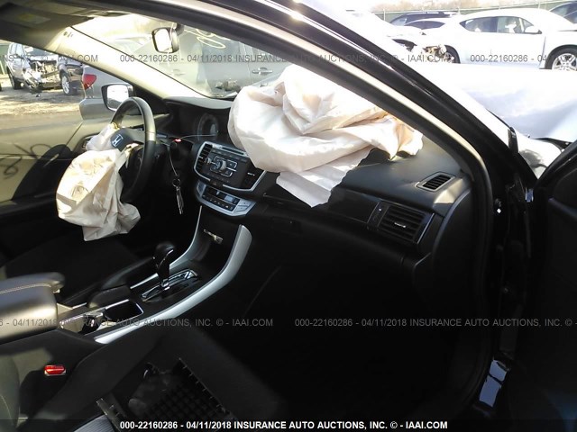 1HGCR2F5XFA065637 - 2015 HONDA ACCORD SPORT BLACK photo 5