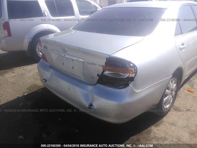 4T1BF32K62U022616 - 2002 TOYOTA CAMRY LE/XLE/SE ნაცრისფერი ფოტო 6
