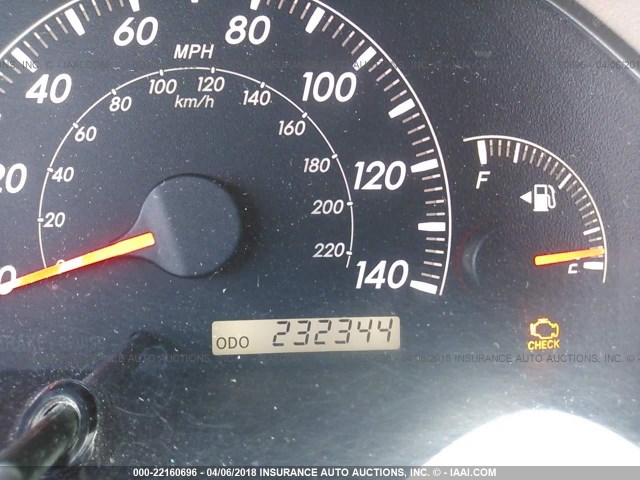 4T1BE32K35U546135 - 2005 TOYOTA CAMRY LE/XLE/SE თეთრი ფოტო 7