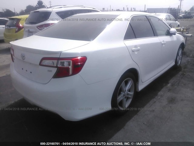 4T1BF1FK6EU391964 - 2014 TOYOTA CAMRY L/SE/LE/XLE 白色 照片 4