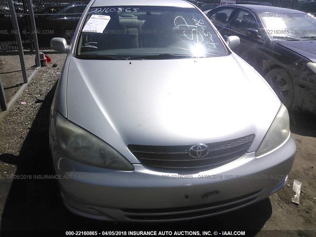 4T1BE30K64U861528 - 2004 TOYOTA CAMRY LE/XLE/SE 银色 照片 6