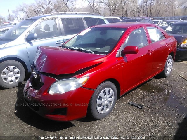 1NXBU4EE2AZ331774 - 2010 TOYOTA COROLLA S/LE/XLE RED photo 2