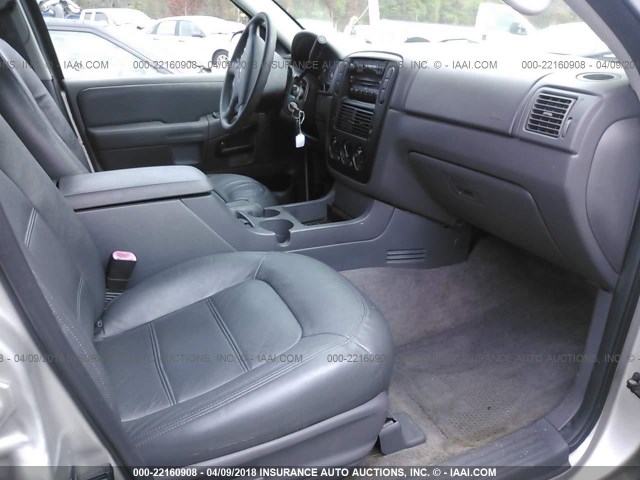 1FMZU62K34UC24256 - 2004 FORD EXPLORER XLS/XLS SPORT SILVER photo 5