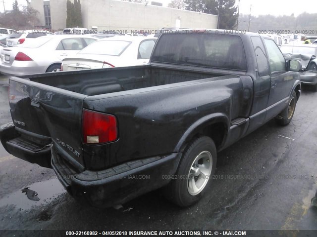 1GCCS195228174622 - 2002 CHEVROLET S TRUCK S10 BLACK photo 4