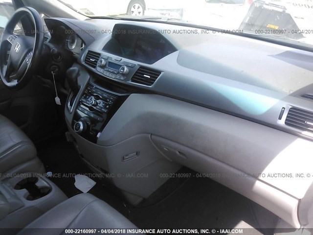 5FNRL5H62CB063790 - 2012 HONDA ODYSSEY EXL SILVER photo 5