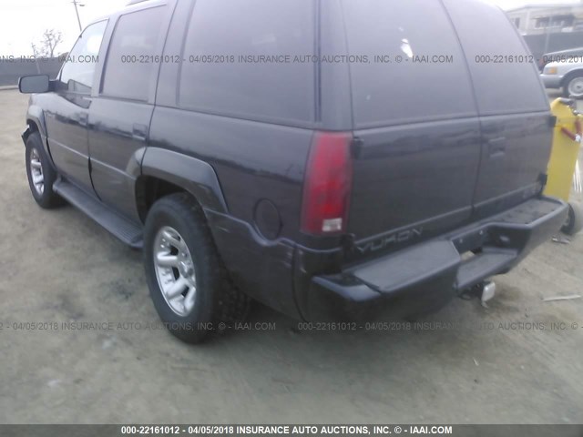 1GKEK13R3XR916617 - 1999 GMC DENALI BLACK photo 3