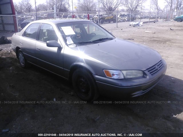 4T1BG22KXVU066999 - 1997 TOYOTA CAMRY CE/LE/XLE 灰色 照片 1