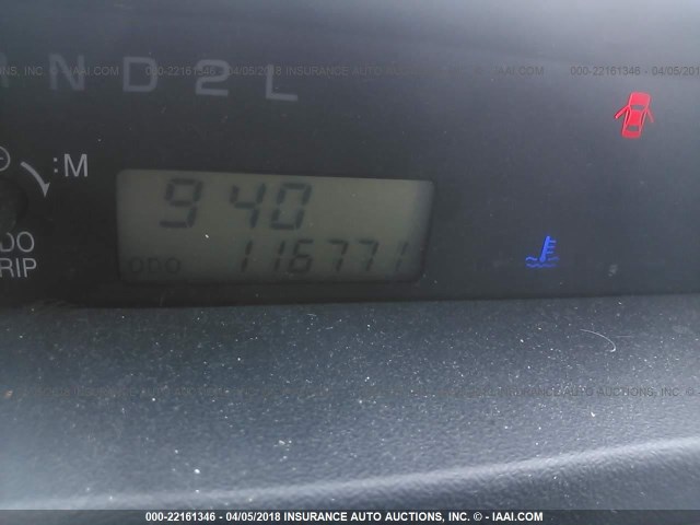 JTLKT324964046594 - 2006 TOYOTA SCION XB GRAY photo 7