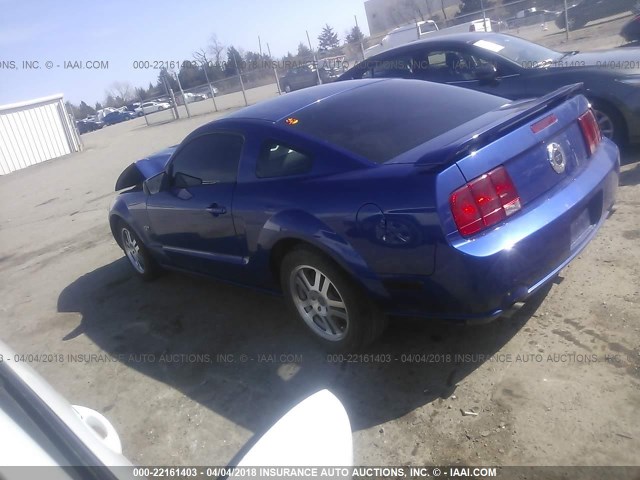 1ZVHT82H955141507 - 2005 FORD MUSTANG GT BLUE photo 3
