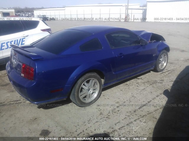 1ZVHT82H955141507 - 2005 FORD MUSTANG GT BLUE photo 4