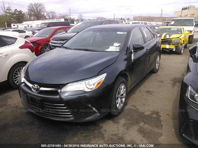 4T4BF1FK8GR533272 - 2016 TOYOTA CAMRY LE/XLE/SE/XSE BLACK photo 2