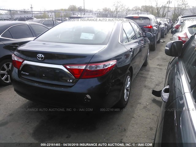 4T4BF1FK8GR533272 - 2016 TOYOTA CAMRY LE/XLE/SE/XSE BLACK photo 4