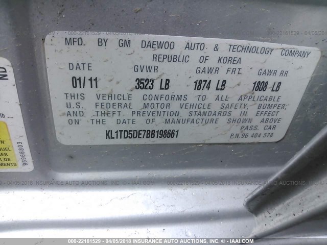 KL1TD5DE7BB198661 - 2011 CHEVROLET AVEO LS/LT 灰色 照片 9