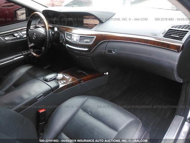 WDDNG7DB9CA406322 - 2012 MERCEDES-BENZ S 550 BLACK photo 5