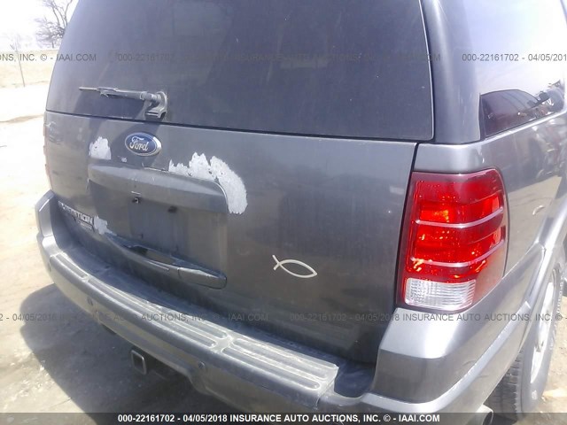 1FMFU20535LA07273 - 2005 FORD EXPEDITION LIMITED GRAY photo 6