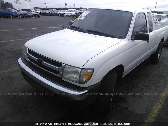 4TAVL52N1XZ472521 - 1999 TOYOTA TACOMA XTRACAB WHITE photo 2