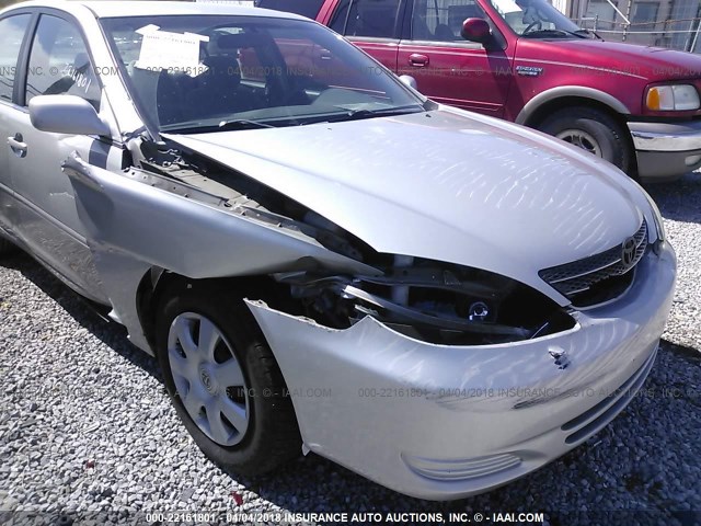 4T1BE32KX2U063737 - 2002 TOYOTA CAMRY LE/XLE/SE SILVER photo 6