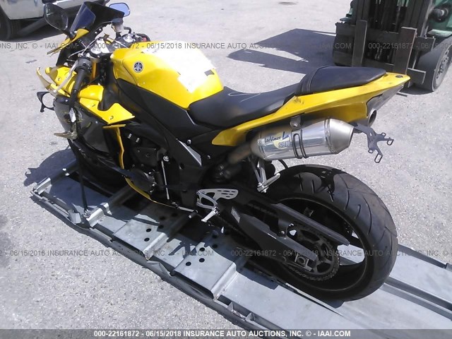 JYARN23E99A003218 - 2009 YAMAHA YZFR1 YELLOW photo 3