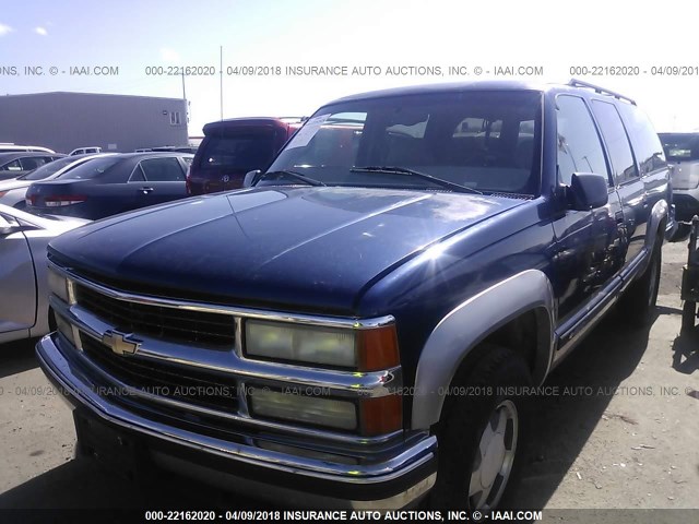 1GNFK16R5XJ523316 - 1999 CHEVROLET SUBURBAN K1500 BLUE photo 2