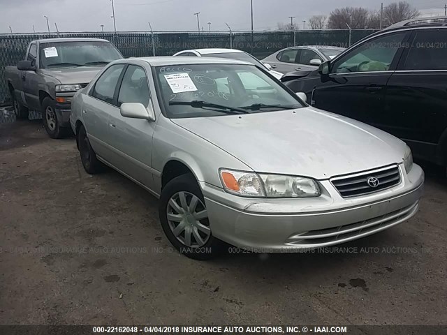 4T1BG22K61U062183 - 2001 TOYOTA CAMRY CE/LE/XLE 银色 照片 1