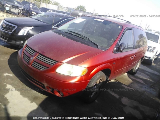 2D4GP44L96R700557 - 2006 DODGE GRAND CARAVAN SXT RED photo 2