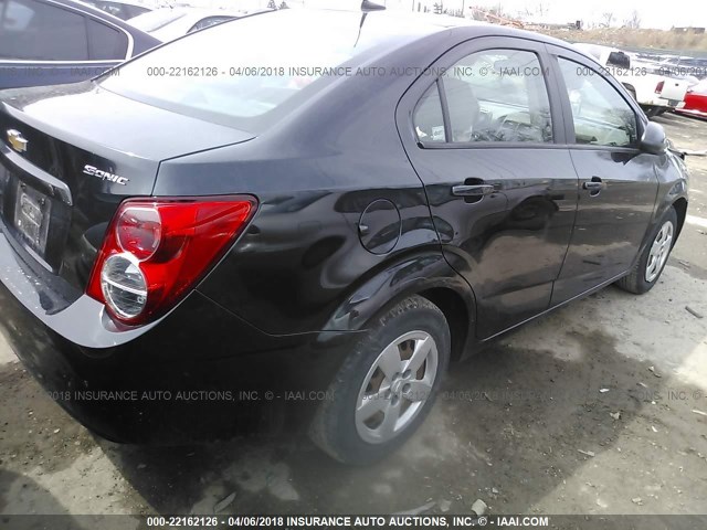 1G1JA5SGXD4200917 - 2013 CHEVROLET SONIC LS 黑色 照片 4