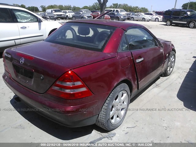 WDBKK47F7YF145483 - 2000 MERCEDES-BENZ SLK 230 KOMPRESSOR RED photo 4