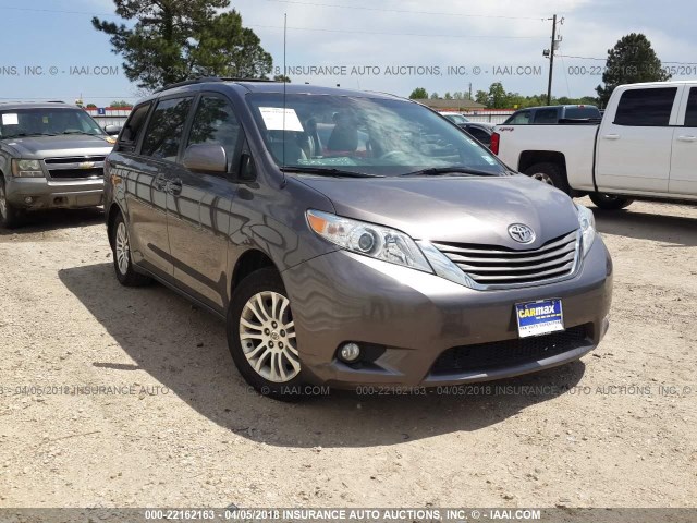 5TDYK3DC5BS039654 - 2011 TOYOTA SIENNA XLE/LIMITED GRAY photo 1