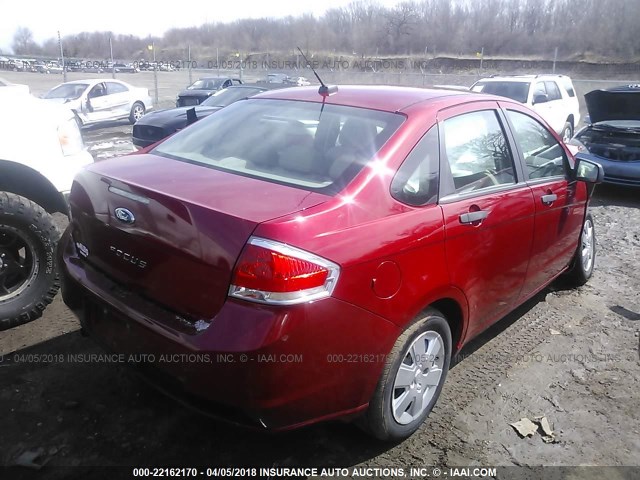 1FAHP3EN3AW137393 - 2010 FORD FOCUS S RED photo 4