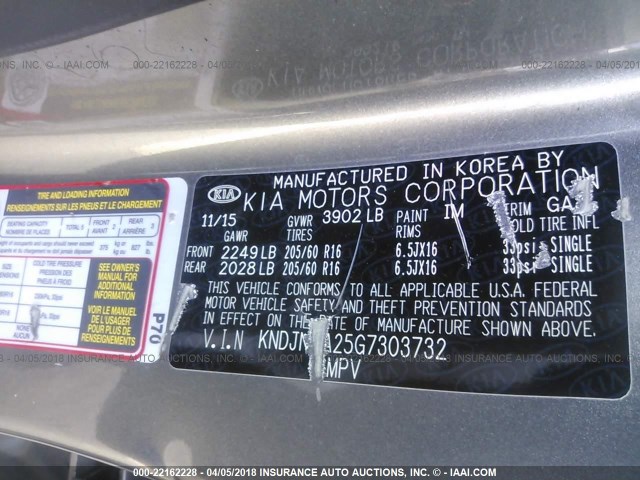 KNDJN2A25G7303732 - 2016 KIA SOUL GRAY photo 9