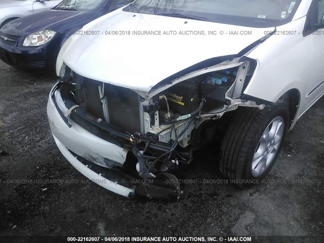 5TDBA22C26S068458 - 2006 TOYOTA SIENNA XLE/XLE LIMITED WHITE photo 6