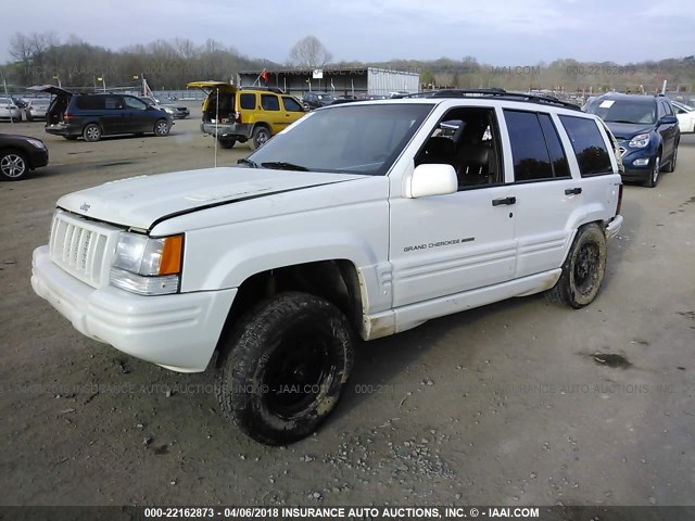 1J4GZ88Z9WC119916 - 1998 JEEP GRAND CHEROKEE LIMITED 5.9L WHITE photo 2