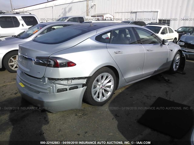 5YJSA1E1XHF183532 - 2017 TESLA MODEL S SILVER photo 4