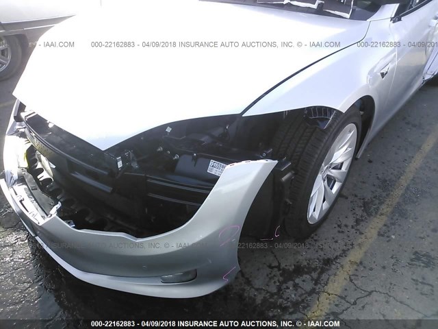 5YJSA1E1XHF183532 - 2017 TESLA MODEL S SILVER photo 6
