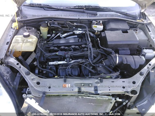 1FAFP36N05W144670 - 2005 FORD FOCUS ZXW GREEN photo 10