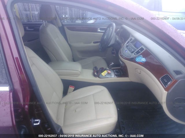 KMHGC4DDXCU179182 - 2012 HYUNDAI GENESIS 3.8L MAROON photo 5