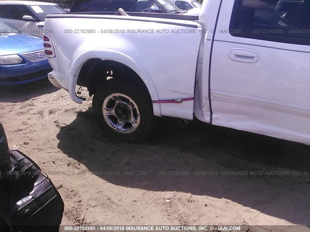 1FTRW07W61KE06693 - 2001 FORD F150 SUPERCREW WHITE photo 6