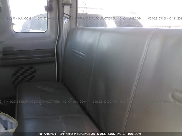 1FTNX21P24EE08792 - 2004 FORD F250 SUPER DUTY WHITE photo 8