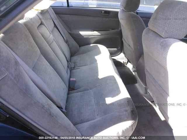 4T1BE32K42U536726 - 2002 TOYOTA CAMRY LE/XLE/SE 海军蓝 照片 8