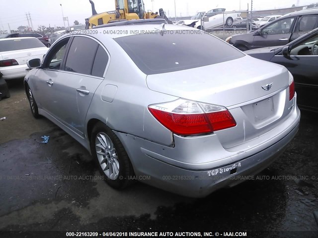 KMHGC46E79U022966 - 2009 HYUNDAI GENESIS 3.8L SILVER photo 3