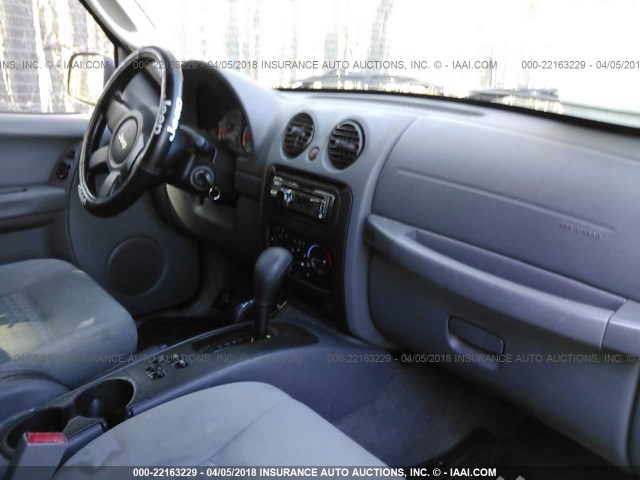 1J4GL48K06W192653 - 2006 JEEP LIBERTY SPORT 黑色 照片 5