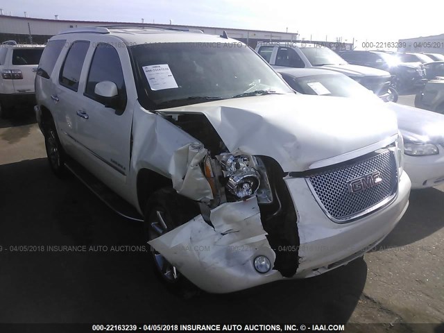 1GKS2EEF0CR177133 - 2012 GMC YUKON DENALI WHITE photo 1