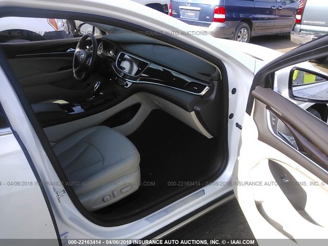 1G4ZP5SS5HU172748 - 2017 BUICK LACROSSE ESSENCE თეთრი ფოტო 5