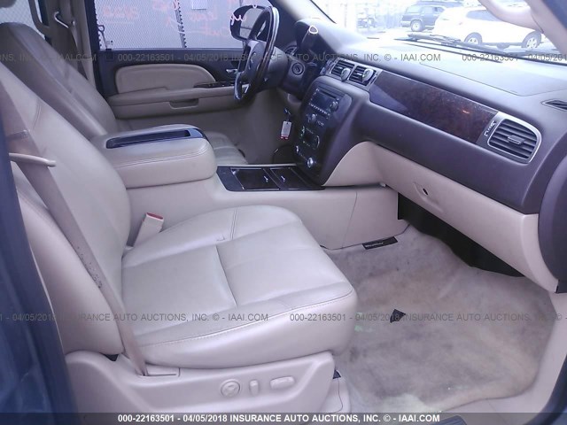 1GKFK63837J197389 - 2007 GMC YUKON DENALI BLUE photo 5