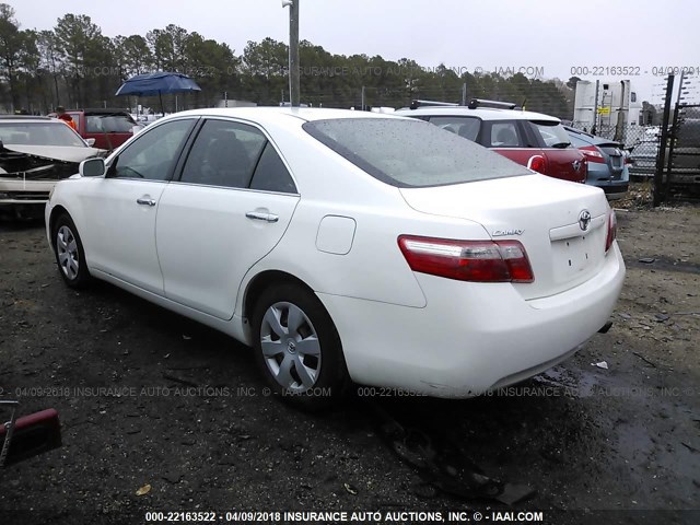 4T1BE46K27U552575 - 2007 TOYOTA CAMRY NEW GENERAT CE/LE/XLE/SE WHITE photo 3