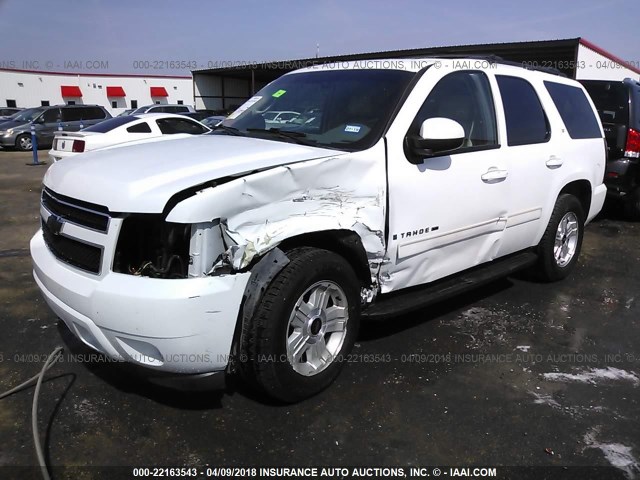 1GNEC23389R277946 - 2009 CHEVROLET TAHOE C1500 LT WHITE photo 2