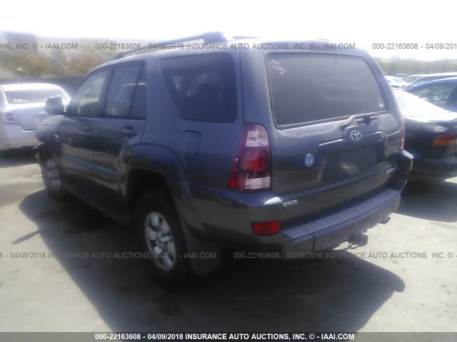 JTEZU14R050060101 - 2005 TOYOTA 4RUNNER SR5/SPORT GRAY photo 3